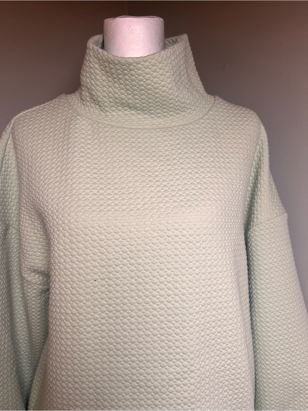 CALIA by Carrie Underwood
Textured Cowl Neck Pullover Size
Small - Picture 3 of 12